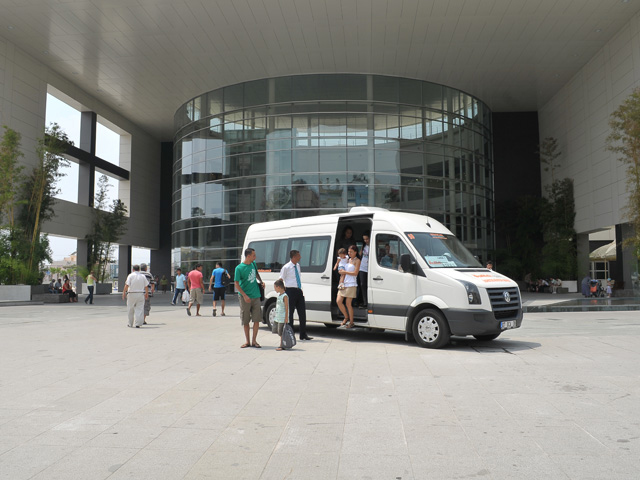 avm servis kiralama